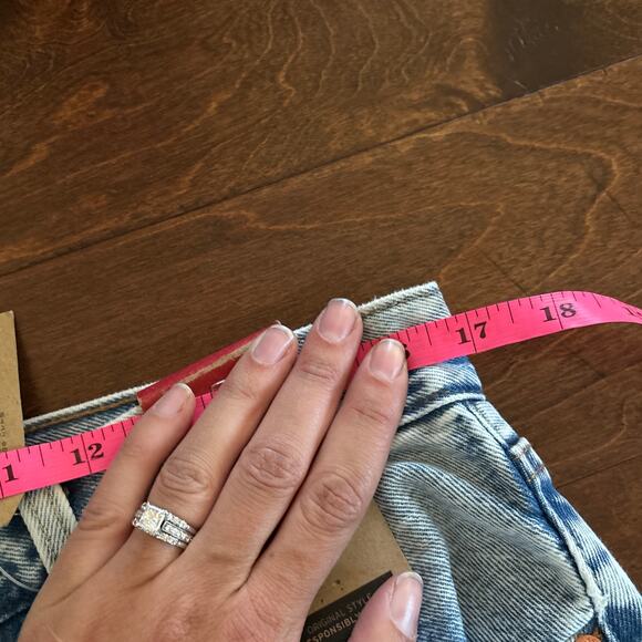 NWT Levi's Icon Maxi Skirt Side Slit Raw Hem Light Wash Denim Blue Women's Sz 3 - Picture 9 of 10